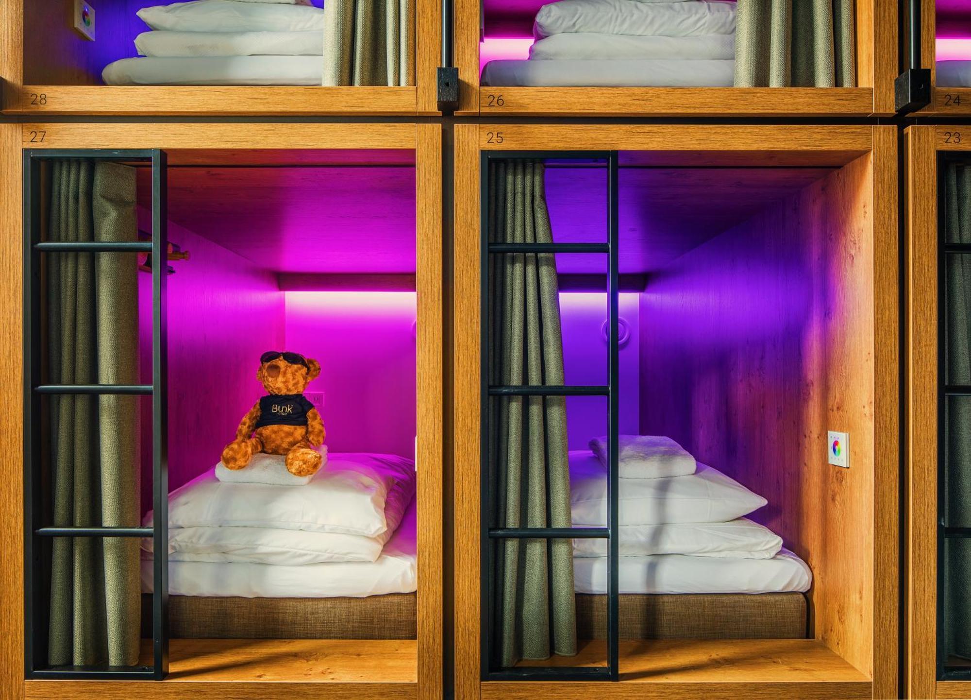 Bunk Hostel Амстердам Экстерьер фото