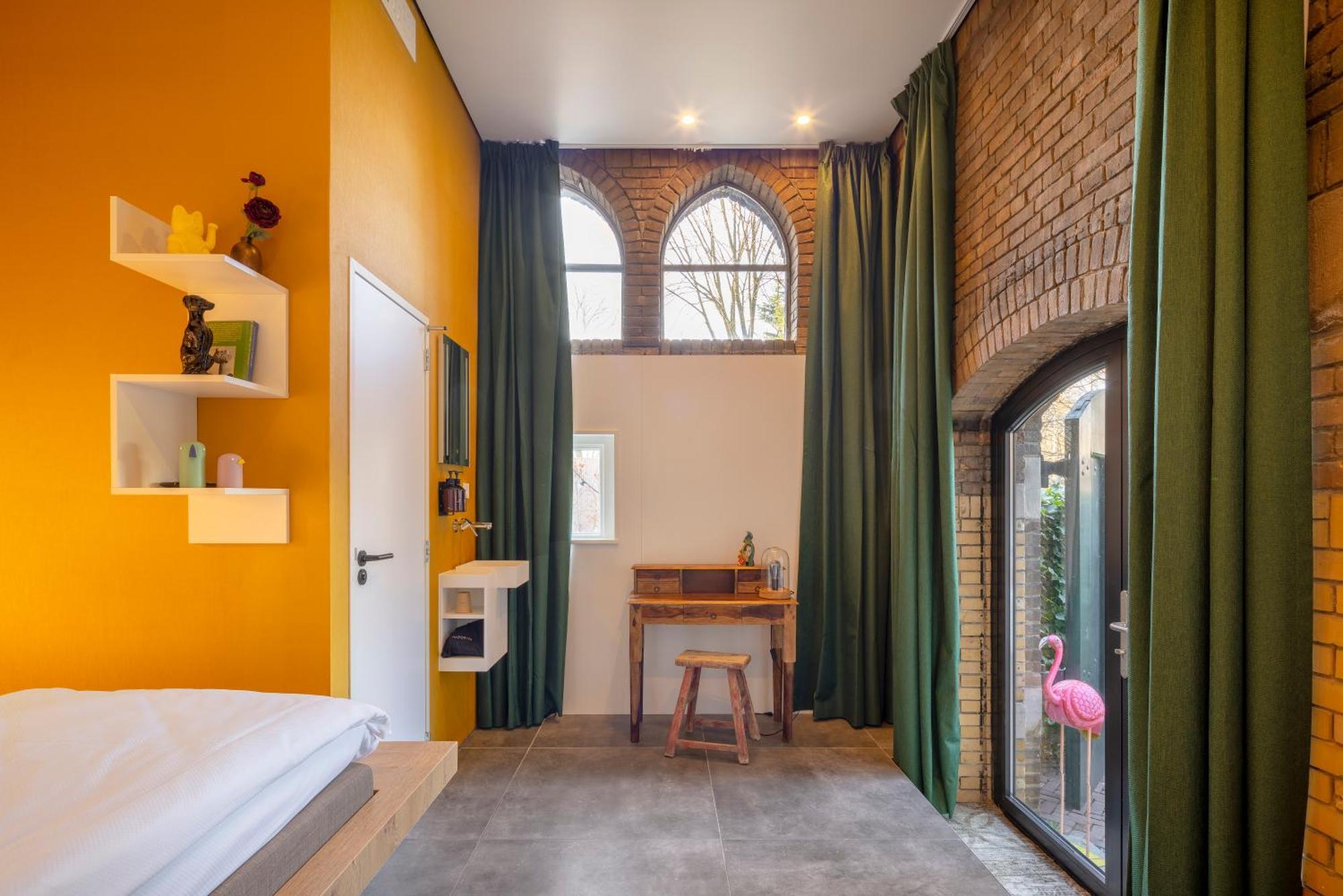 Bunk Hostel Амстердам Экстерьер фото