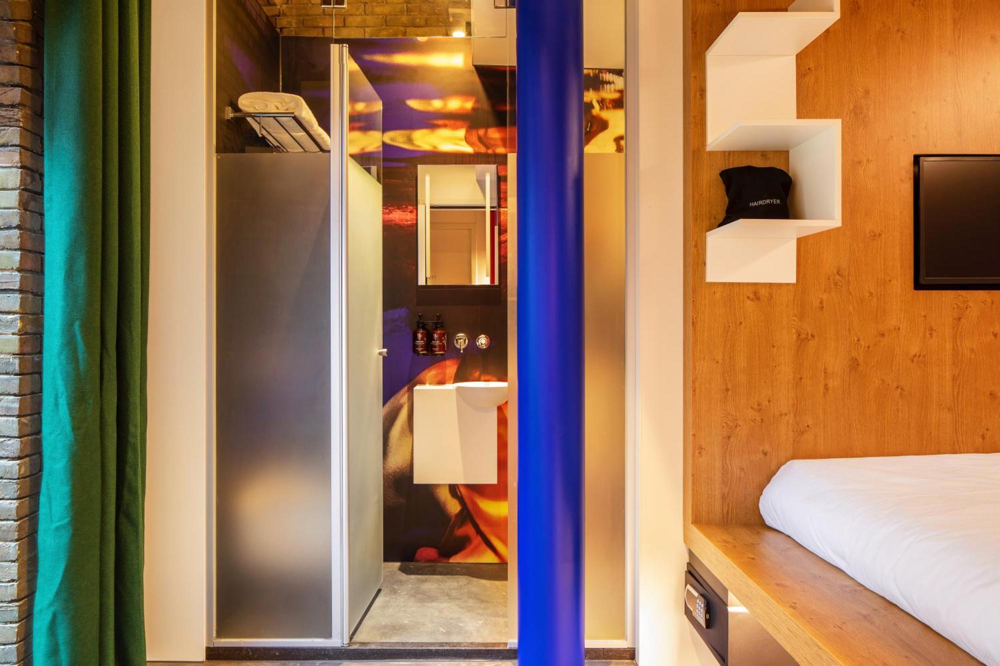 Bunk Hostel Амстердам Экстерьер фото